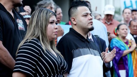 Federal judge blocks Abrego Garcia deportation, extending court fight