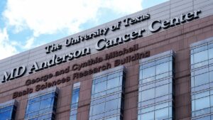 Chinese doctor accused of attempting to smuggle cancer research from US to China