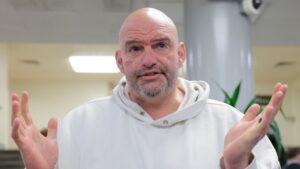 Fetterman defends Trump’s ‘tasteful’ 0M White House ballroom makeover amid Dem criticism