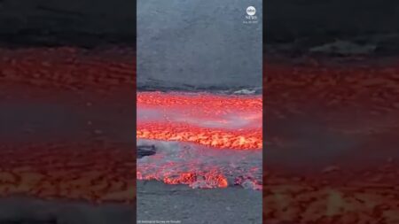 Hawaii volcano spews lava 1,000 feet into the air
