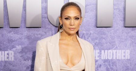 Jennifer Lopez’s ,100 Dior Bag Makes Any Outfit Look Rich — Steal the Style for 