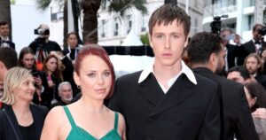 Harris Dickinson’s Longtime Girlfriend Rose Gray Shares How They Navigate Long Distance
