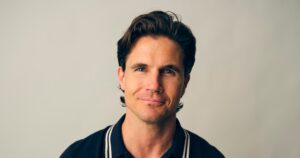 Robbie Amell Breaks Down ‘Upload’ Series Finale After Polarizing Ending, Why [Spoiler] Had to Die