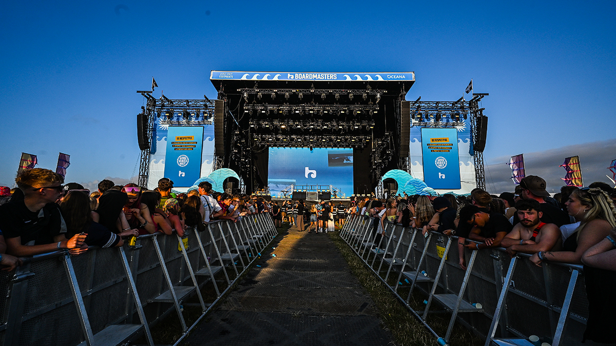 Boardmasters-Newquay-music-festival-crowd