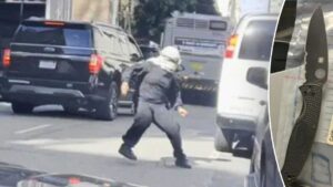 Keffiyeh-clad anti-ICE protester threatens to stab agent, harm family in San Francisco mob attack
