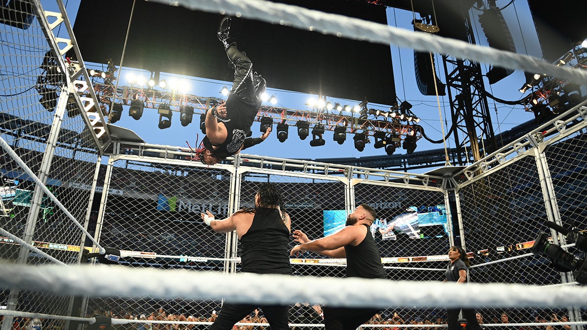 Jacob Fatu backflip