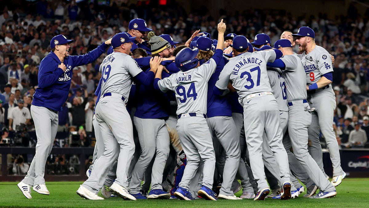 Dodgers win the World Series