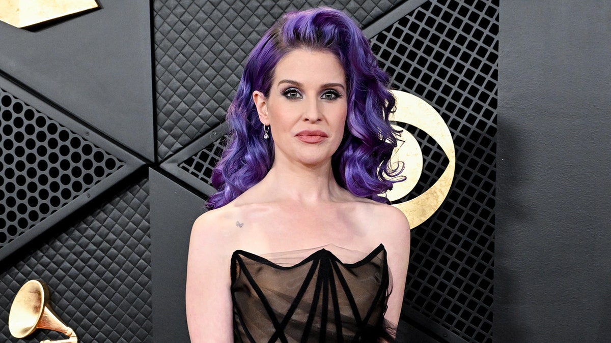 Kelly Osbourne at the Grammy's