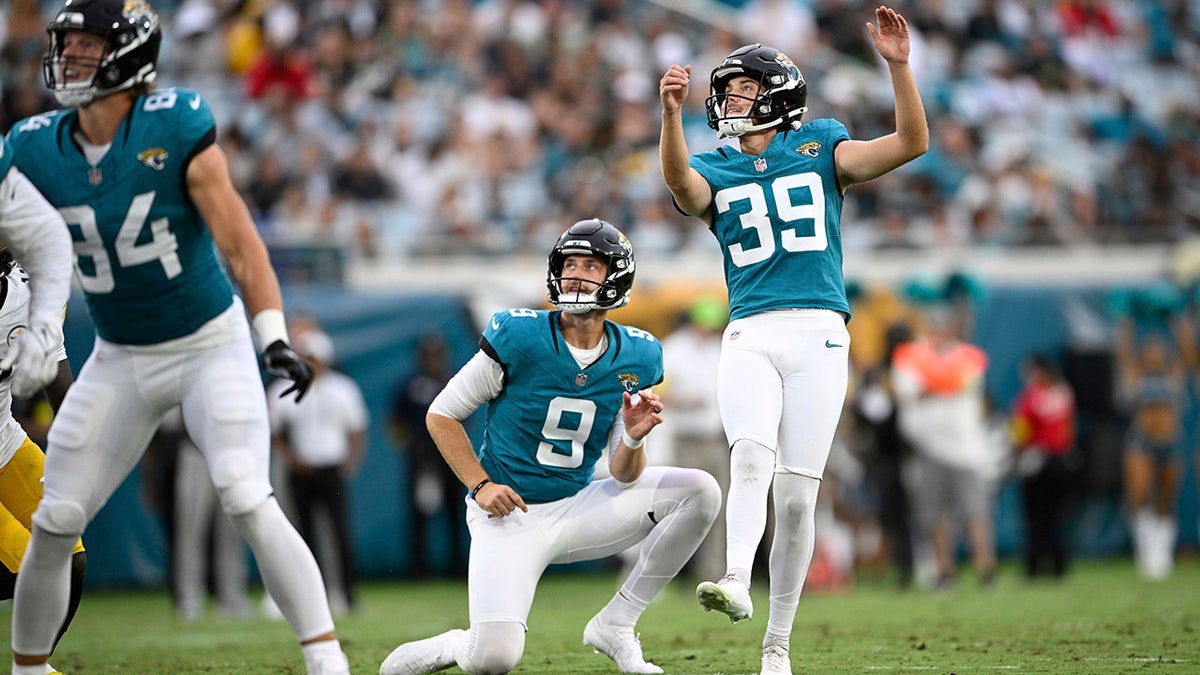 Cam Little kicks