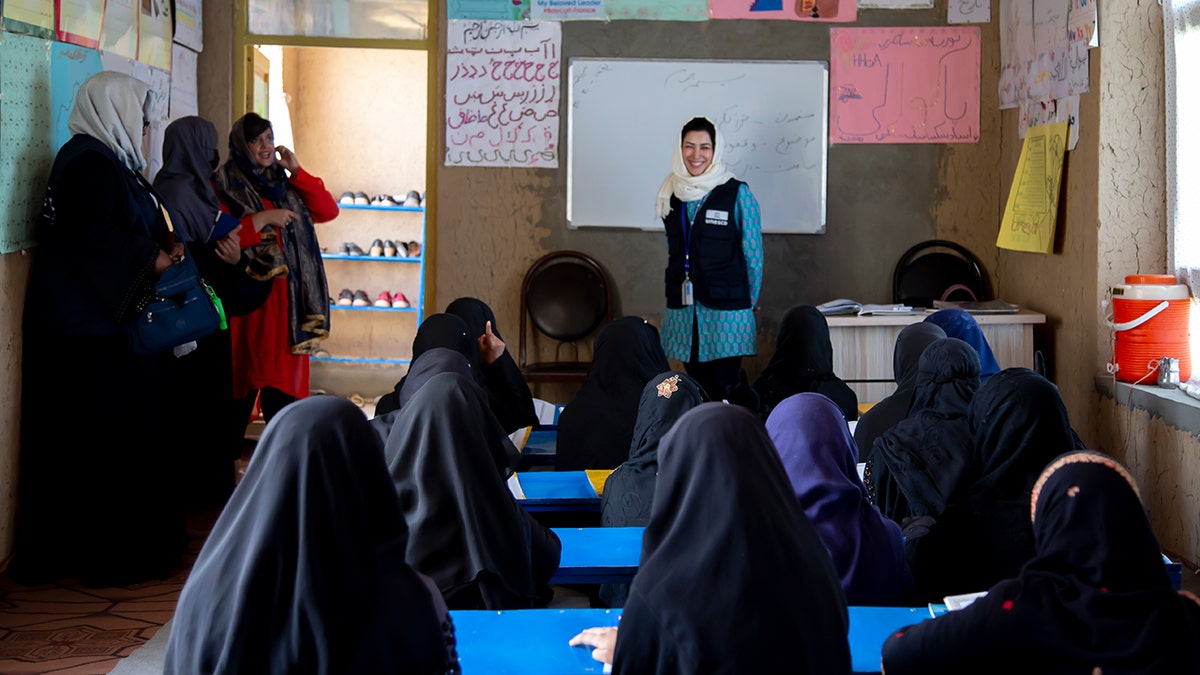 women in school afghan
