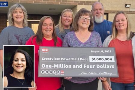 Teachers hit M Powerball and give their late colleague’s share to her kids