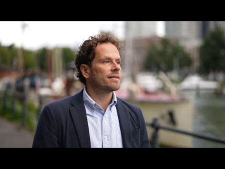 Can green hydrogen decarbonise the shipping sector?