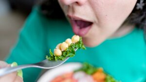 5 protein-packed carbs that can help with weight-loss goals, plus Hawaii’s ‘green fee’ tax