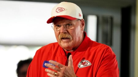 Chiefs’ Andy Reid questions NFL rule after Teair Tart avoids ejection following Travis Kelce strike