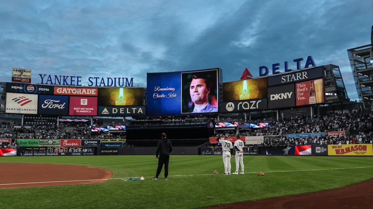 Yankees honor Charlie Kirk