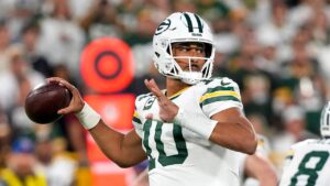 Packers beat Commanders to start season 2-0 with strong performance at Lambeau Field