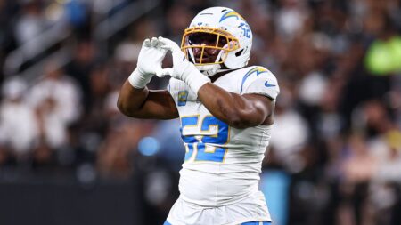 Chargers’ Khalil Mack suffers gruesome arm injury vs Raiders
