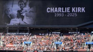 Browns pay tribute to Charlie Kirk while memorial services takes place in Arizona