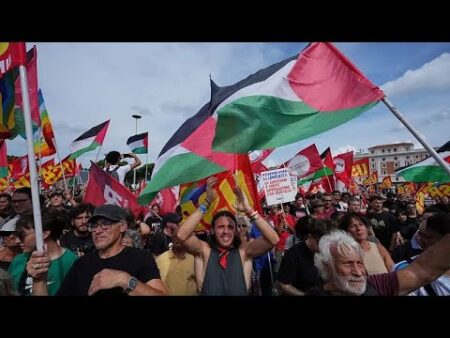 Thousands strike across Italy in solidarity with Palestinians in Gaza, causing widespread disruption