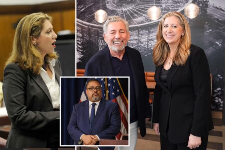 Billionaire Knicks owner James Dolan endorses ex-Manhattan prosecutor in bid to unseat DA Bragg: ‘Just reading the tea leaves’