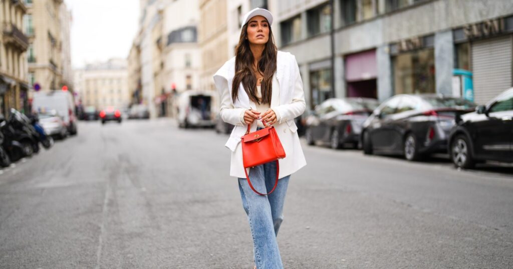 17 Ultra-Comfy Rich Mom Sneakers That Pair Perfectly With Jeans — Starting at 