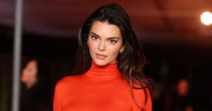Kendall Jenner’s Comfy Dress Style Is  — And It’s the Easiest Way to Look Put Together