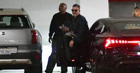 Jimmy Kimmel Seen for 1st Time Since Late Night Show Was Suspended by ABC
