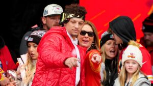Patrick Mahomes’ mom sends heartfelt message on Charlie Kirk after assassination