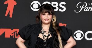 Who Is Lola Young? 5 Things to Know About the ‘Messy’ Singer and 2025 MTV VMAs Performer