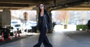 These 16 Rich Mom Jumpsuits Are So Stylish, No One Will Know They’re Time-Saving, Too