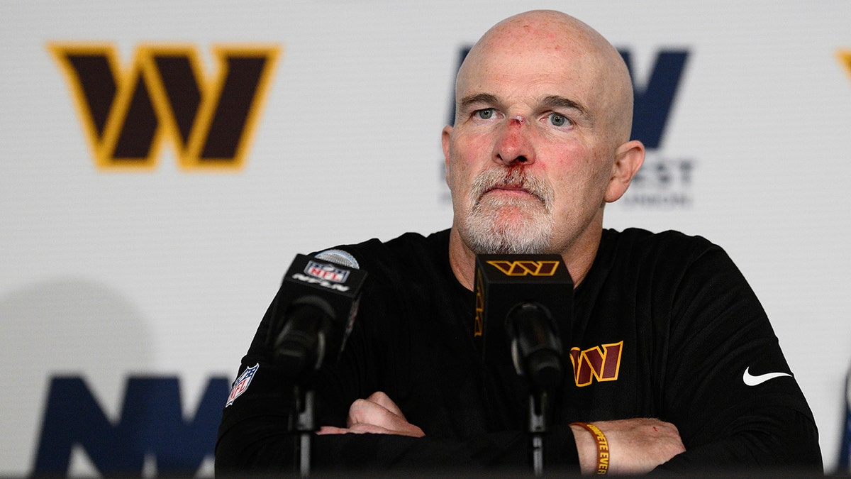 Dan Quinn talks to reporters