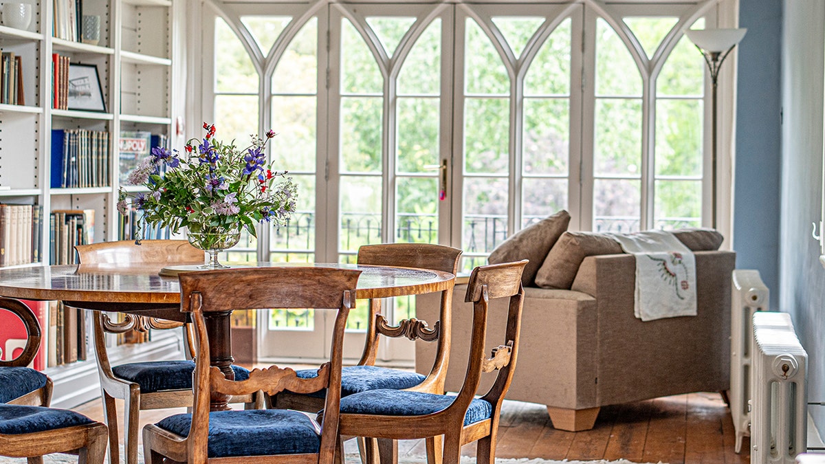 Image of garden from Winchester Cathedral living room