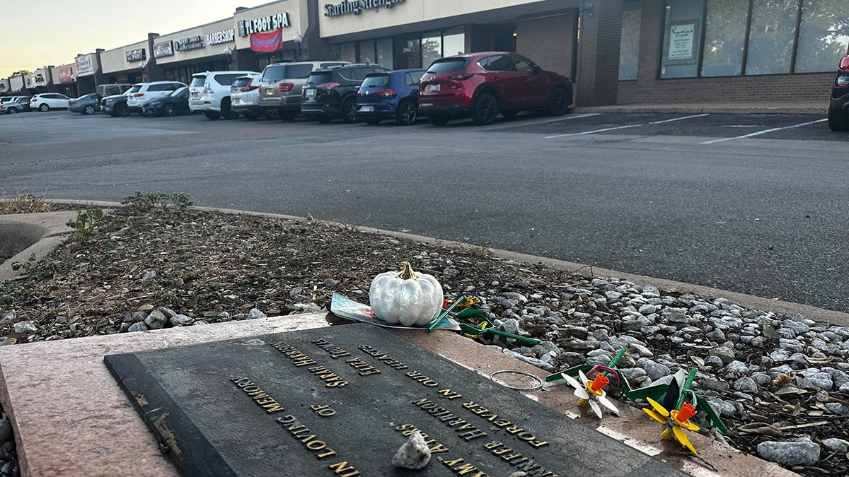 Yourt shop murders location