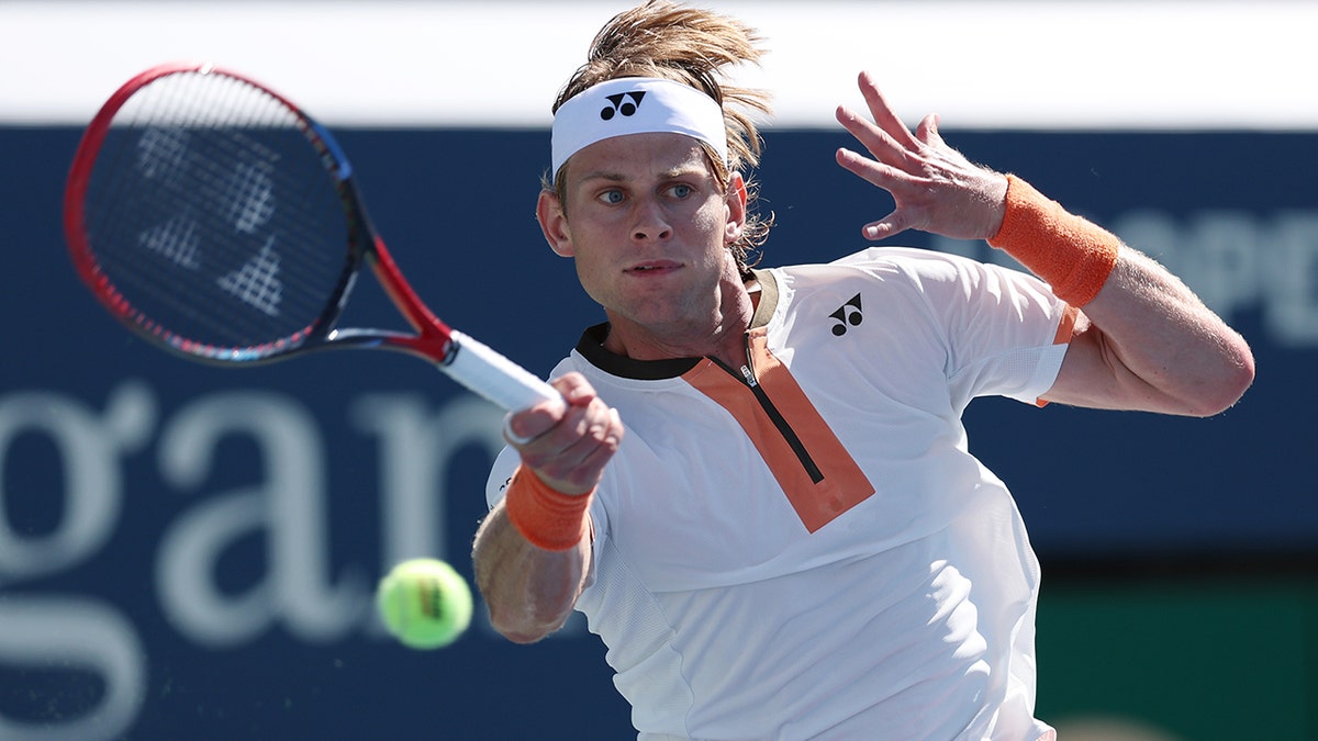 Zizou Bergs forehand at US Open