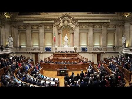 Portugal’s parliament approves amended foreigners’ law with far right support