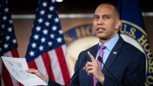 House GOP blocks Dems’ military pay bill as government shutdown threatens checks