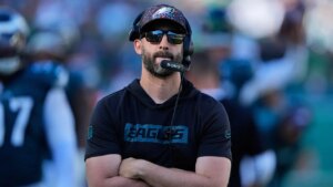 Controversial no-call in Eagles’ loss to Broncos sends NFL fans into frenzy