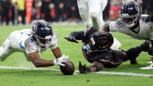Cardinals’ comedy of errors results in Titans comeback capped with walk-off field goal for first win of season