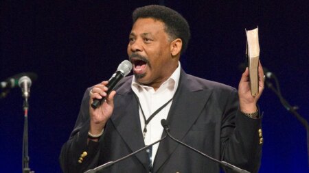 Megachurch founder finishes church’s restoration process after stepping down due to undisclosed transgression