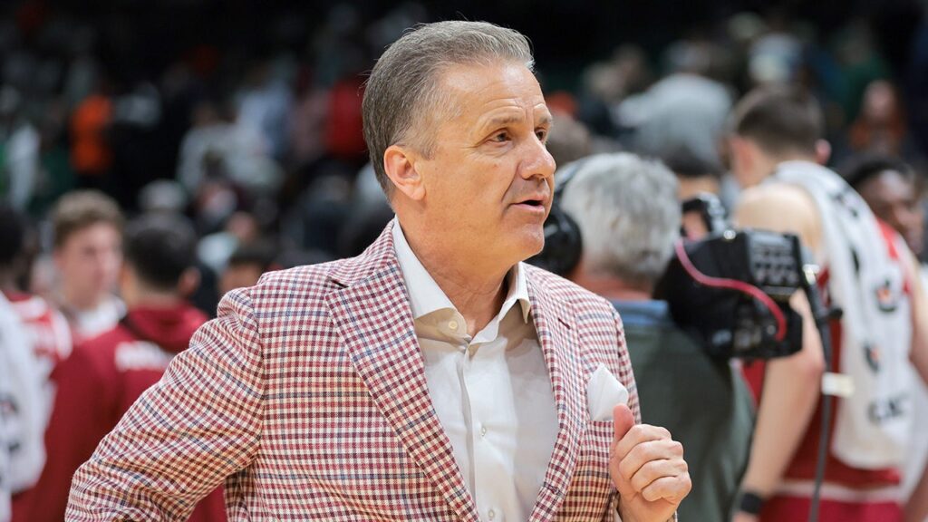 Coach Cal, self-described ‘poor, miserable, sinner,’ left Kentucky for Arkansas after chat with priest