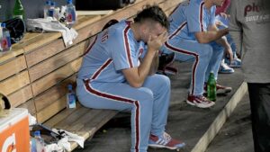 Phillies reliever calls his crushing season-ending error a ‘horses— throw’