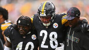 Steelers captain calls home field ‘s—‘ as players complain to NFLPA about playing surface