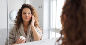 Dry, Sagging Skin? This Anti-Aging Cream Visibly Lifts and Firms from the Inside Out