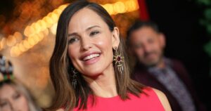 Jennifer Garner’s ,570 Tote Is Seriously Spacious — This  Lookalike Fits Just as Much