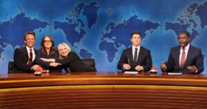 Amy Poehler and Tina Fey Reunite on ‘Saturday Night Live’ for Cold Open