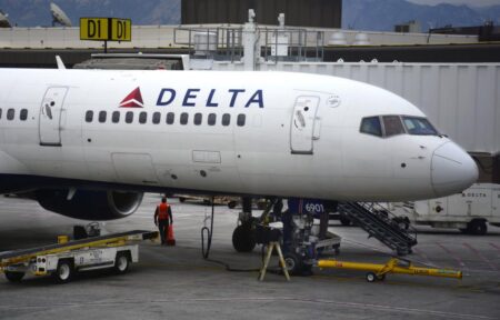 Drunk passenger accused of sexually assaulting Delta employee before flight out of Salt Lake City