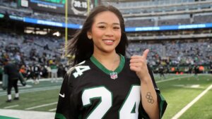 Olympic gold medalist Suni Lee details ideal partner qualities, addresses DMs from potential suitors Olympic gold medalist Suni Lee details ideal partner qualities, addresses DMs from potential suitors