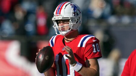 Patriots star talks wife’s viral baking videos: ‘She’s a superstar’ Patriots star talks wife’s viral baking videos: ‘She’s a superstar’