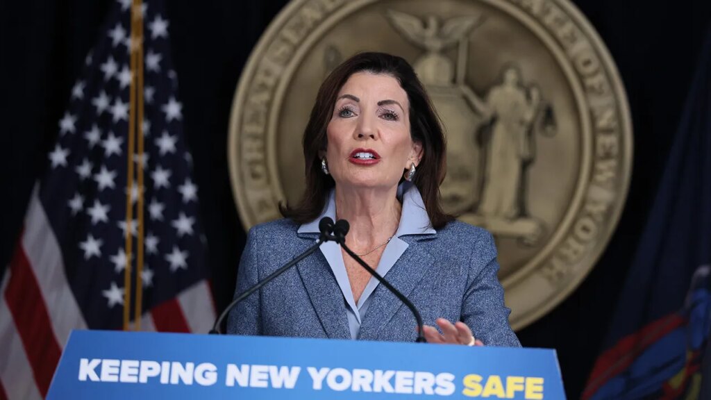 Dem lawmakers cry foul as Hochul guts AI safety bill amid Big Tech pressure Dem lawmakers cry foul as Hochul guts AI safety bill amid Big Tech pressure