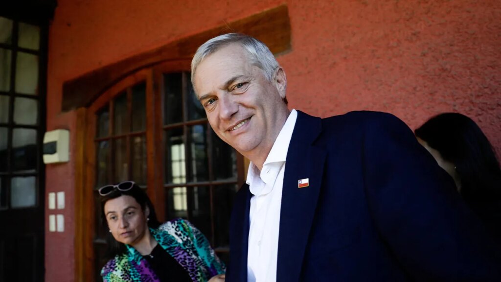 Trump-style law-and-order conservative clinches Chile’s presidency as violent crime crisis reshapes nation Trump-style law-and-order conservative clinches Chile’s presidency as violent crime crisis reshapes nation